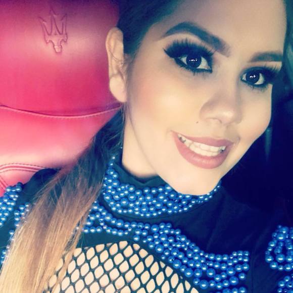 Meet your Posher, Elimay - Picture 1 of 1